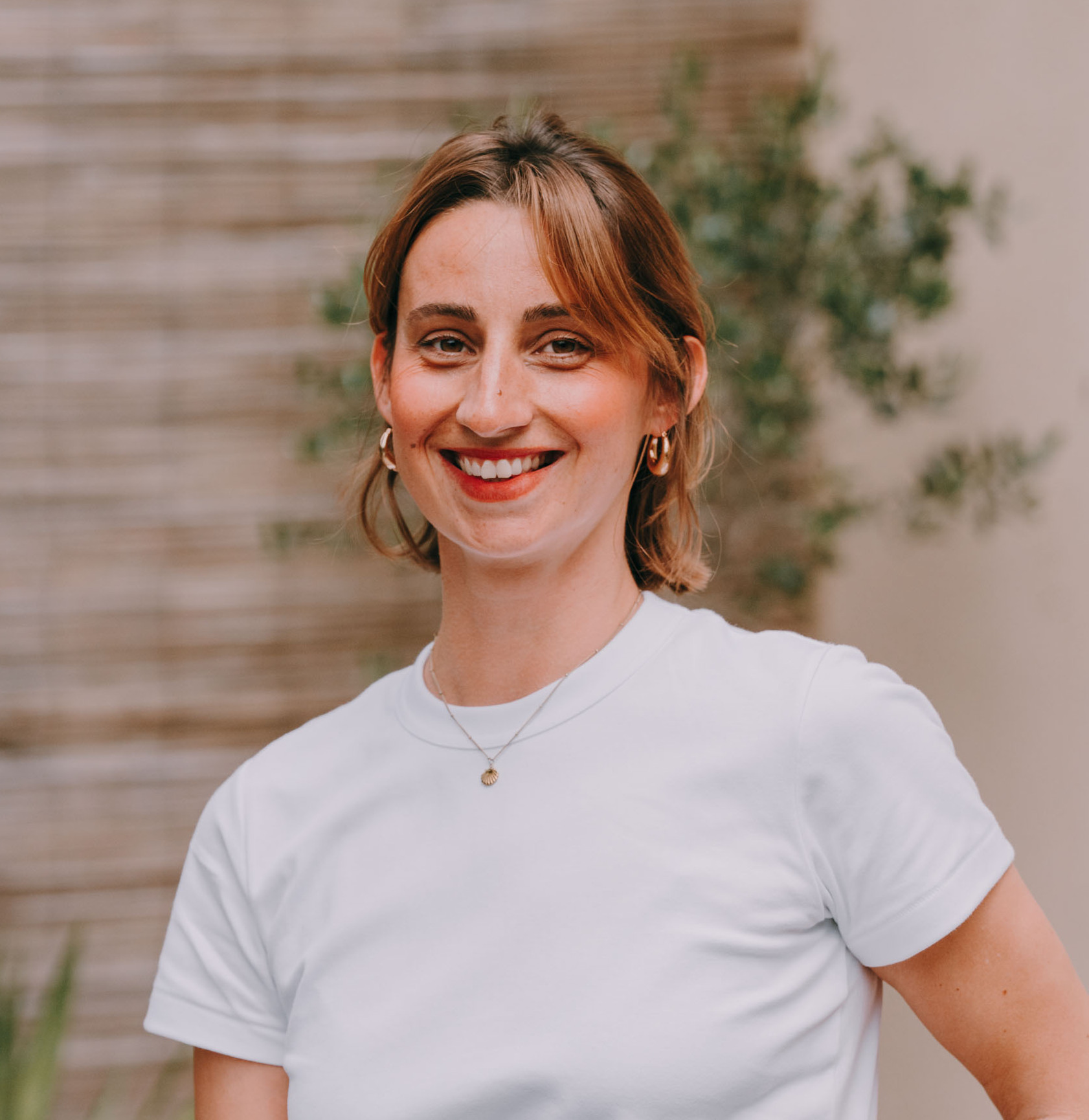Portrait de Charlotte, praticienne en réflexologie plantaire à Bordeaux